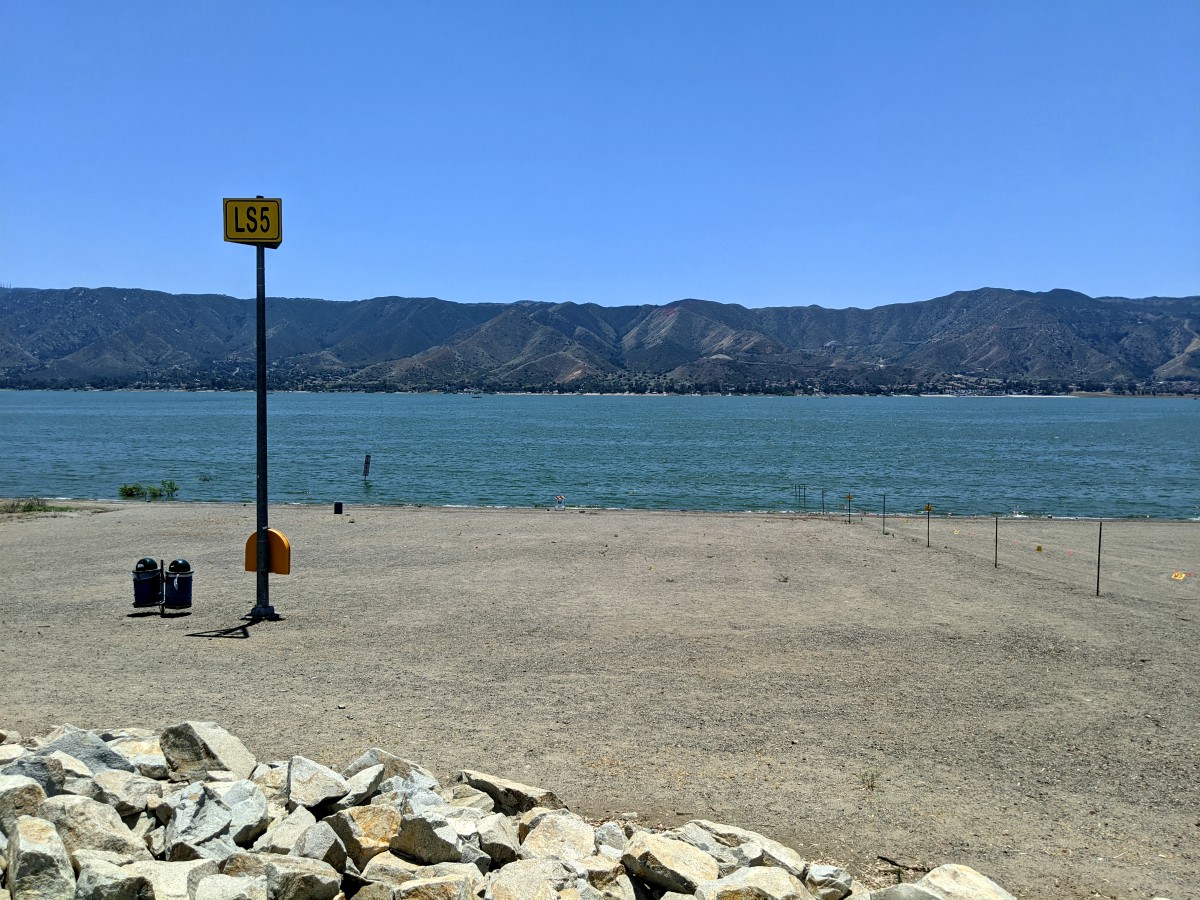 Whiskers Fishing Beach, Lake Elsinore, California