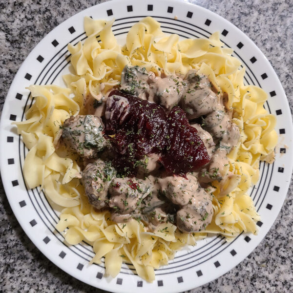 Read more about the article Swedish Meatballs with Noodles