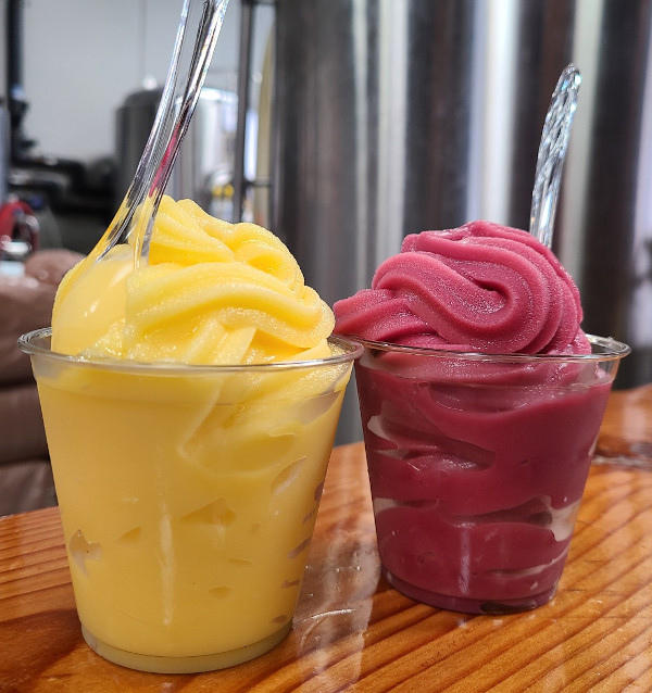 Electric Brewing Company SWIRL-cicles - Pineapple Coconut and Hibiscus, Raspberry, Coconut Cream