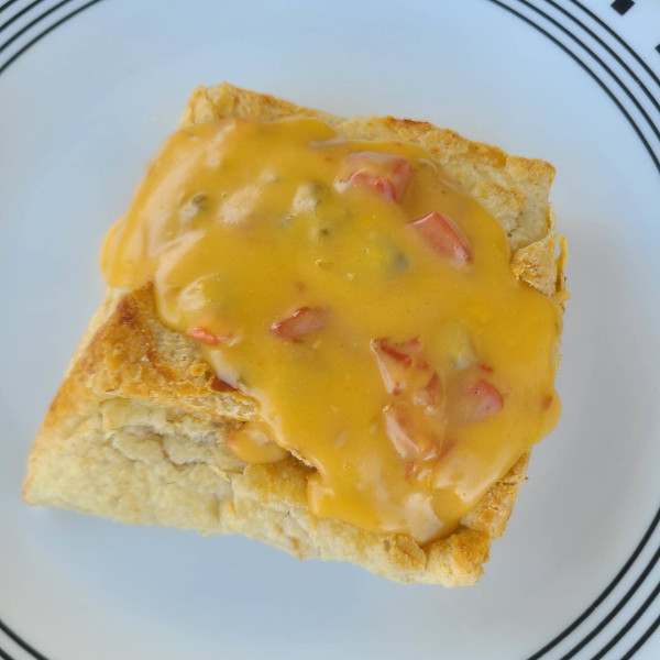 Read more about the article Cheesy Chicken Chimichangas