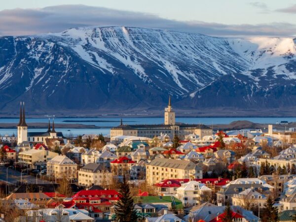 June 17th is Icelandic National Day - Þjóðhátíðardagurinn 