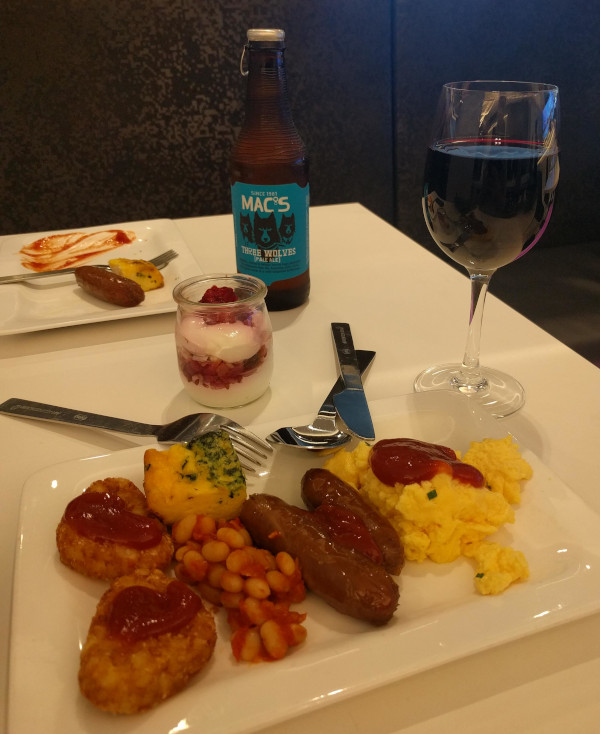 What we ate in Australia - Sydney Airport Air New Zealand Lounge