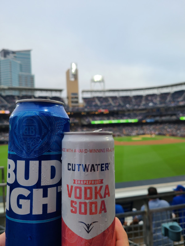 2022 Stadium Drinks - Bud Light and Cutwater Vodka Soda Grapefruit at Petco Park