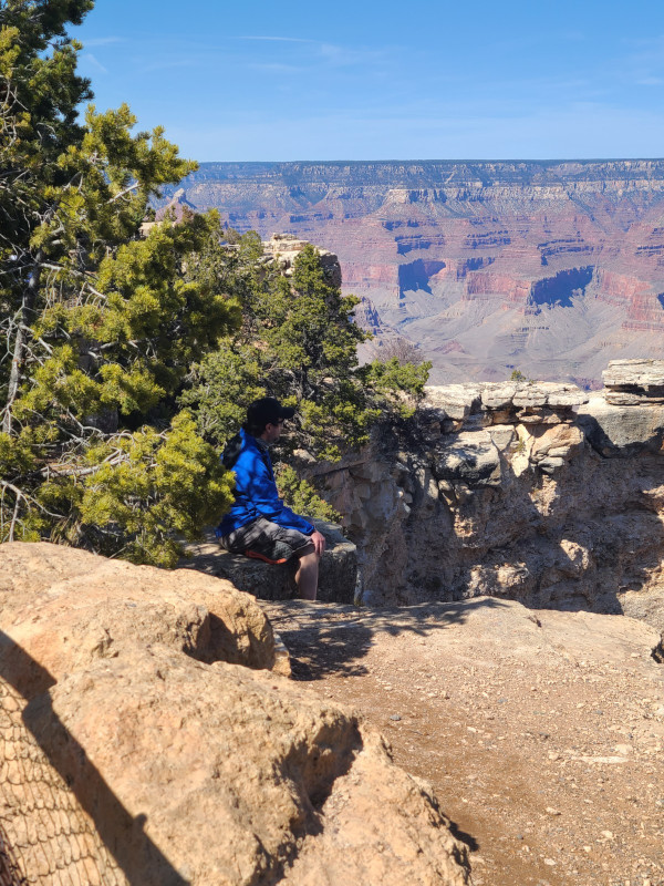 Grand Canyon view along Rim Trail