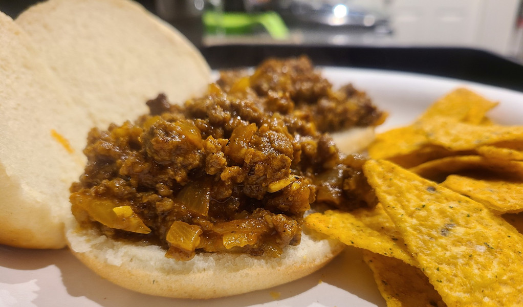 Sloppy Joe on plate with chips
