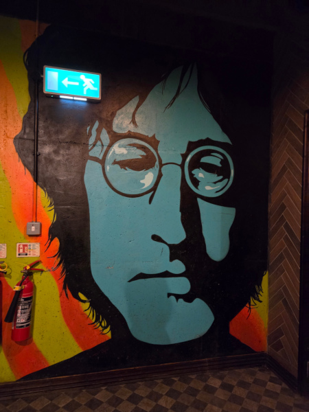 Sgt Pepper's Liverpool, Interior - John Lennon Mural