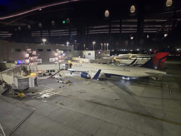 Planes loading and unloading as seen from the LAX Delta Sky Club